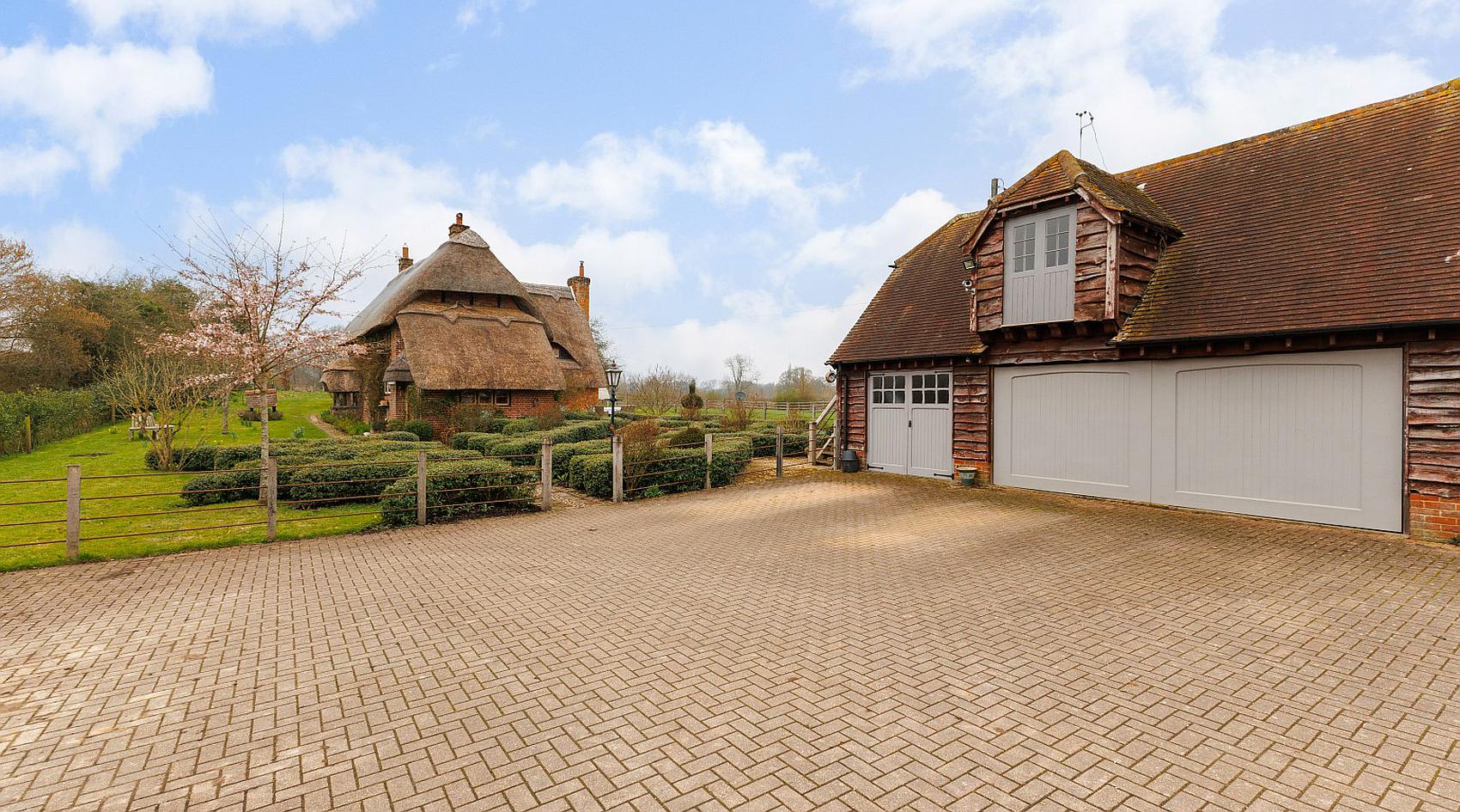 Headley BERKSHIRE