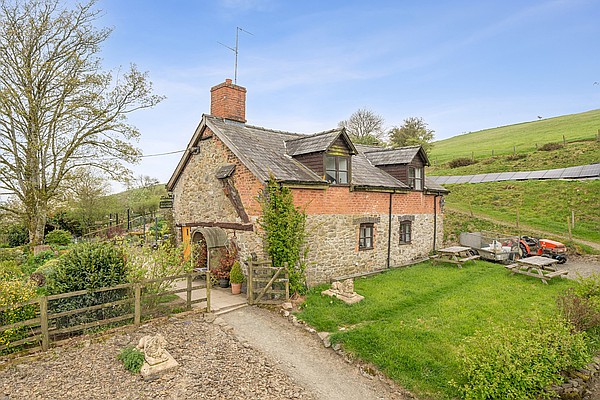 Llanyre POWYS