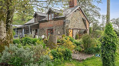 Llanyre POWYS