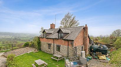 Llanyre POWYS