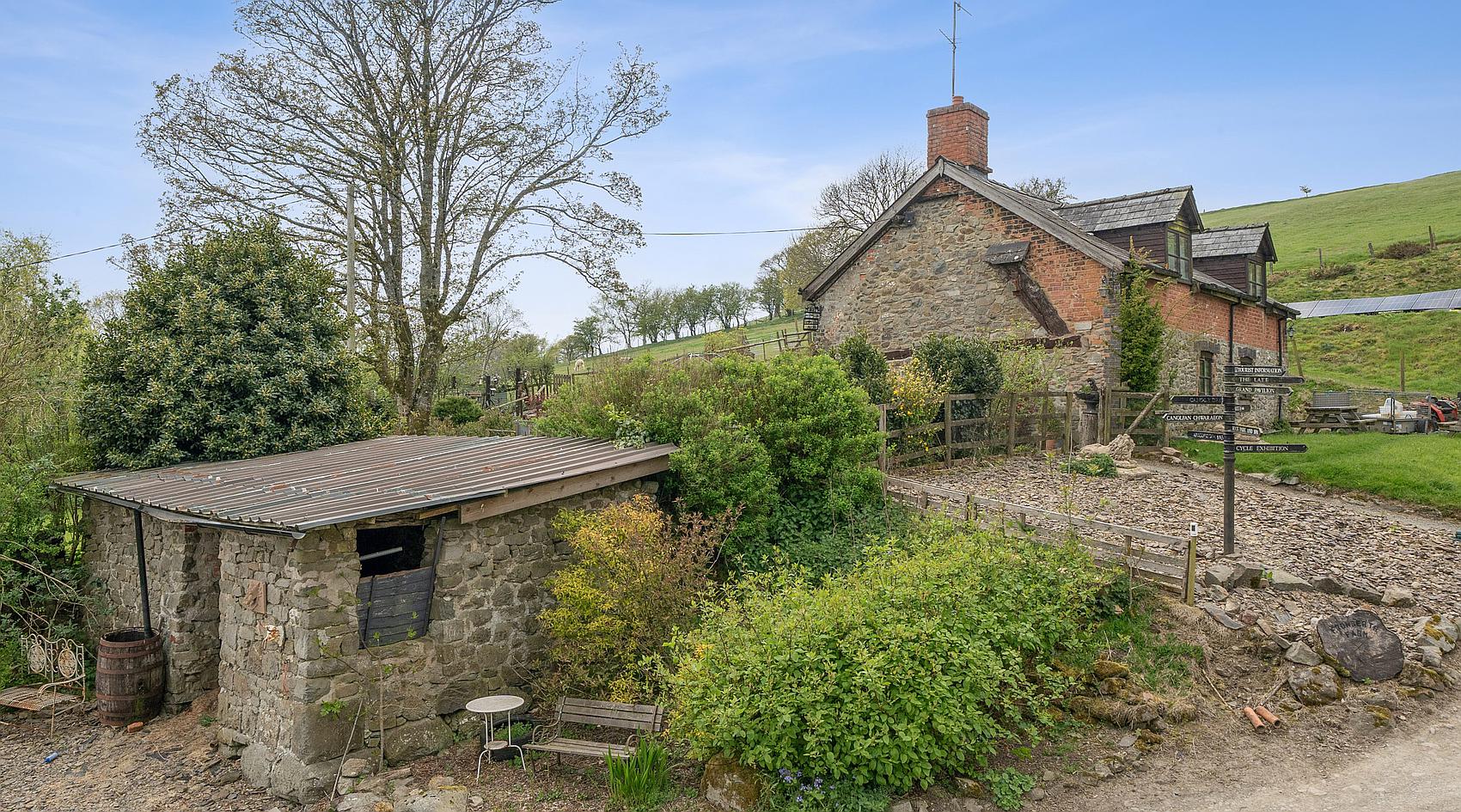 Llanyre POWYS