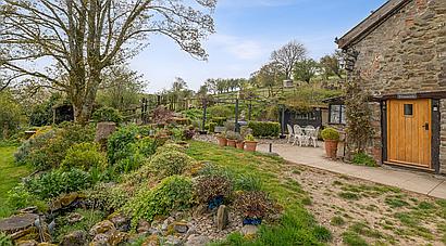 Llanyre POWYS