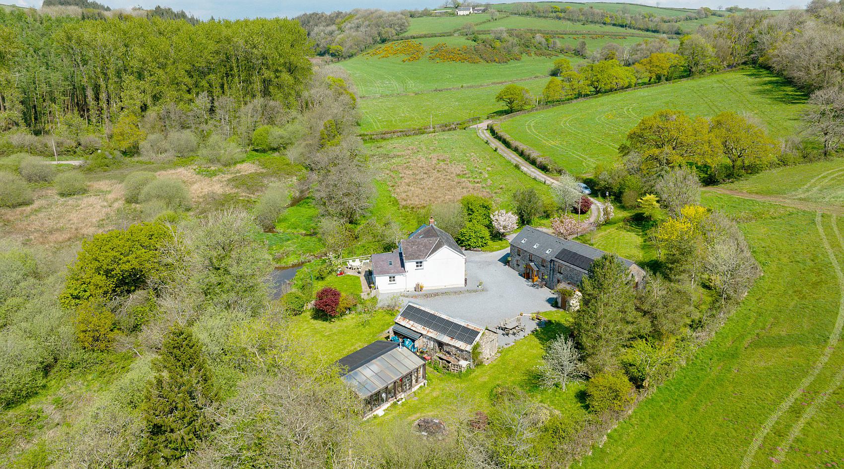 Llanybri CARMARTHENSHIRE